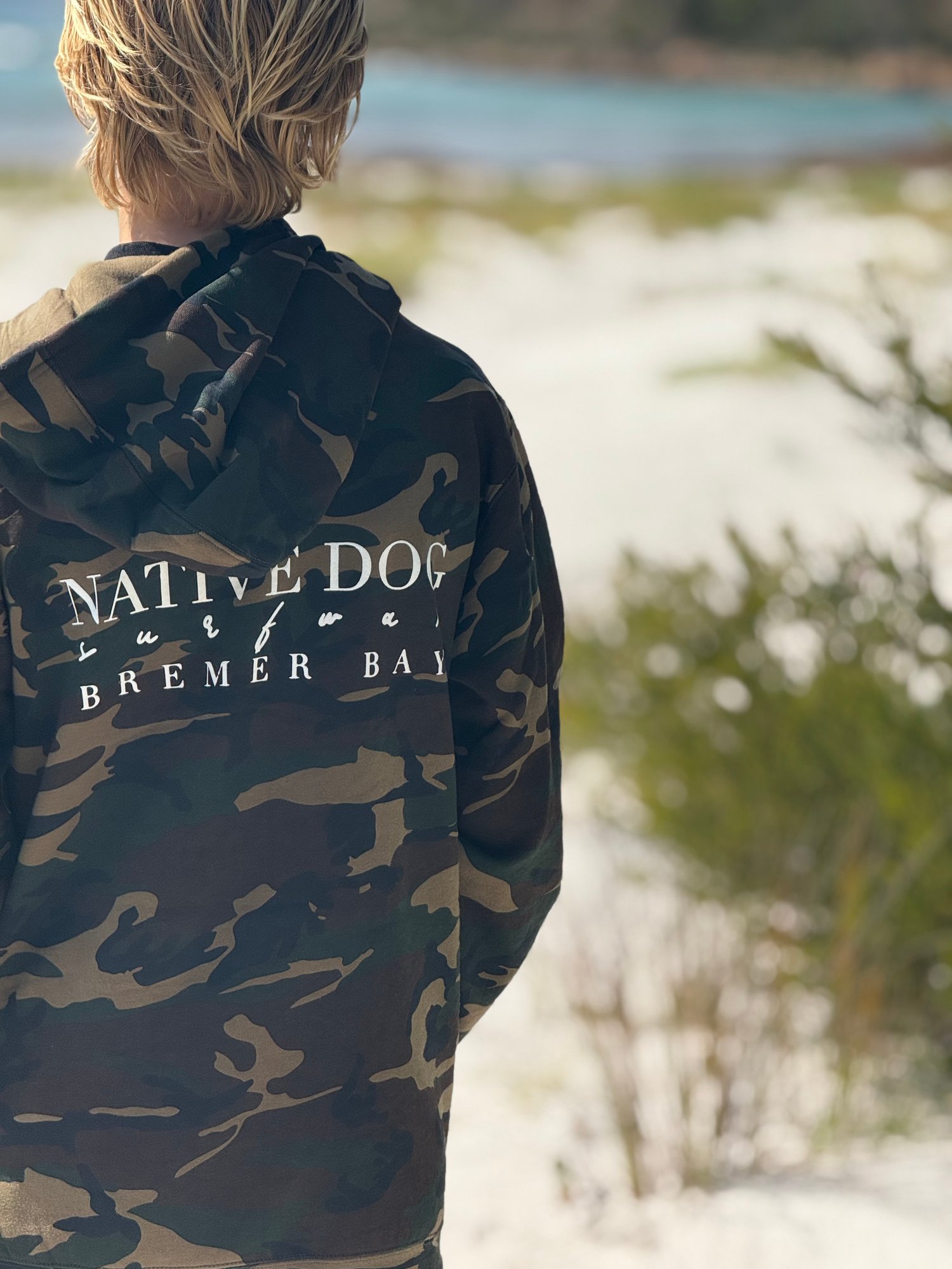Image of NATIVE DOG SURFWAX PULLOVER HOOD 