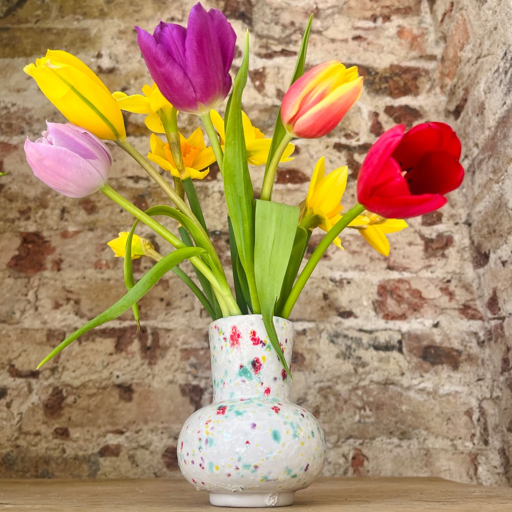 Image of Tulip Splash Vase 
