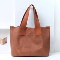 Image 3 of Bag 019 in vintage light reddish brown