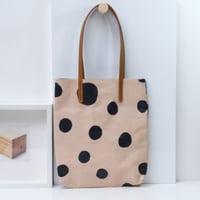 Image 4 of Dots Soft Tote black and ochre