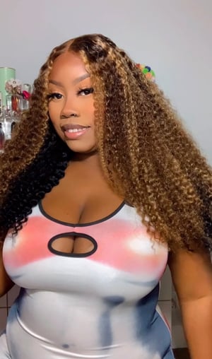 Image of 4x4 Reversible Curly Lace Closure Wig in 24”