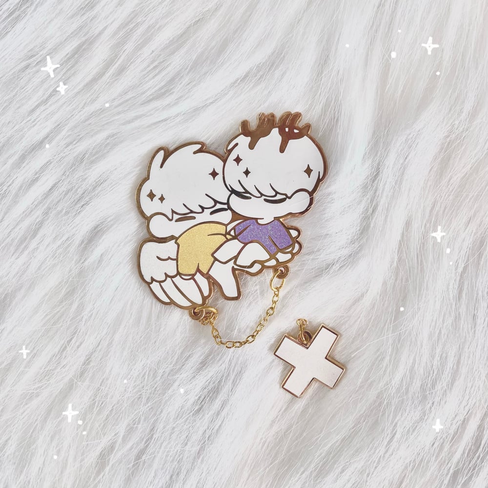 Image of TXT crown hard enamel pins (C grade )