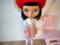 Image 3 of Nineteen zero six Friends and Fools exclusive Cupcake Outfit