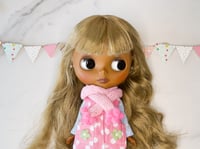 Image 1 of Nineteen zero six Friends and Fools exclusive  - Knitted scarf with pompoms - Pink