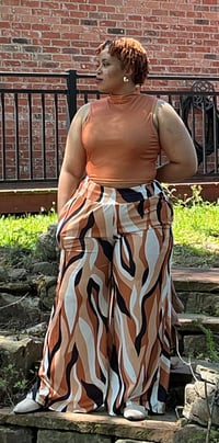 Image 2 of Women’s 2 Piece Vest + Wide Leg Pants