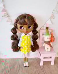 Image 3 of Nineteen zero six Friends and Fool exclusive - Large spot jacket - Yellow