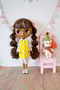 Image 4 of Nineteen zero six Friends and Fool exclusive - Large spot jacket - Yellow