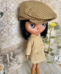 Image 3 of Nineteen zero six Parisienne yellow linen coat