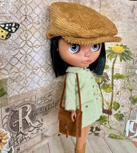 Image 1 of Nineteen zero six Daisy linen coat in Green