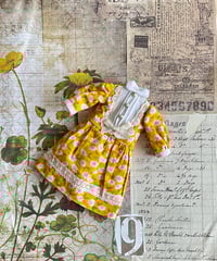 Image 4 of Nineteen zero six Prairie dress in yellow print