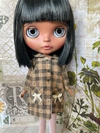 Image 2 of Nineteen zero six Parisienne coat in etched check