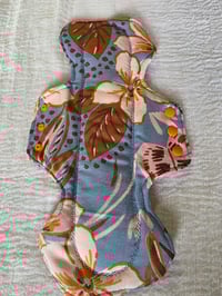 Image 3 of Linen Heavy Absorbency Pad Set- Blue & Brown