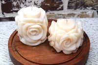Roses Candle