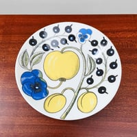 Image 3 of Arabia Finland Paratiisi Tea Cup with Saucer