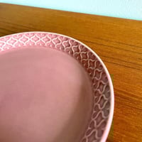 Image 2 of Quistgaard Cordial Palet Pink Cake Plate