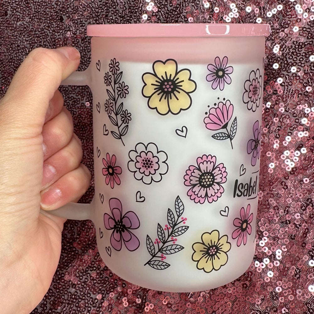 Image of Mama Hands 17oz Glass Mug🫶