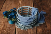 Image 1 of Set with blue flowers