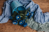 Image 2 of Set with blue flowers