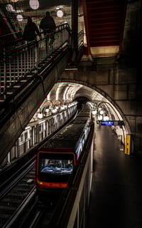 Image 1 of LE TUBE II