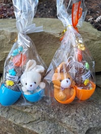 Mini bunnies in eggs with Marshmallows
