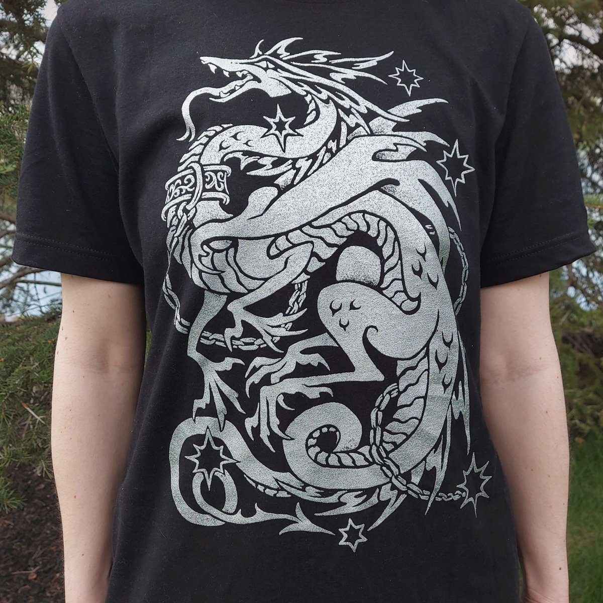 dragon-tshirt-1xS.png?auto=