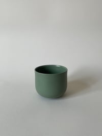 Image 3 of Bloom Mug mossgreen