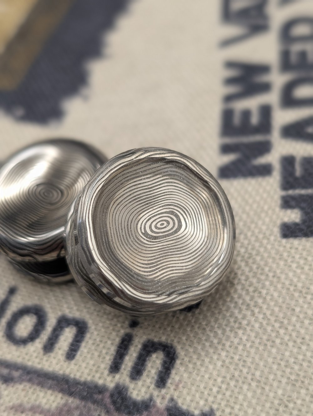 Preorder Custom Size Button in Concentric Dama