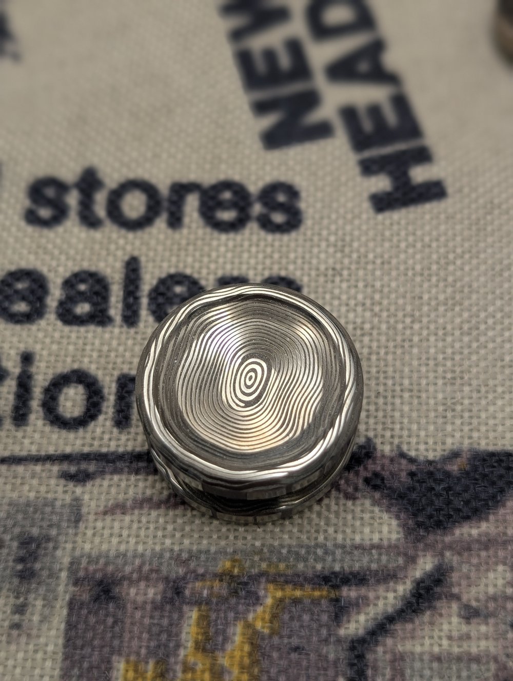 Preorder Custom Size Button in Concentric Dama