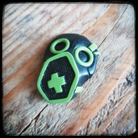 Image 1 of Mini Magnet "GAZ MASK" [En Stock, plusieurs modèles dispo]