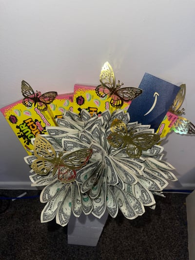 Image of Money Bouquet Without Flowers