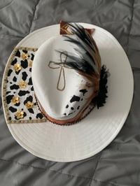 Image 1 of "Eres Valiosa y  Honrada" Cato Faux Suede Wide Brim Panama Hat