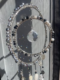 Image 2 of B & W - XL Dream Orbit