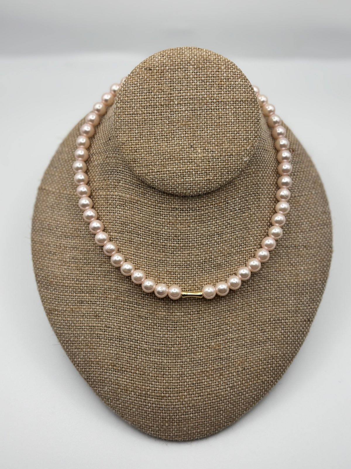 Image of Soft Light Pink Pearl Necklace 