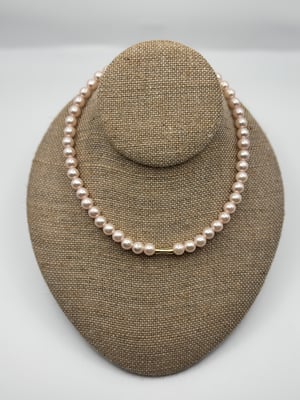 Image of Soft Light Pink Pearl Necklace 
