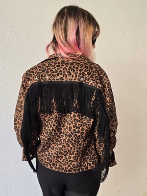 Chaqueta leopardo