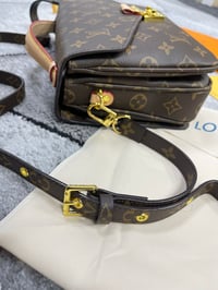 Image 2 of Love Bag (1:1)