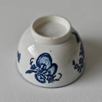 Image 6 of Antique Georgian Caughley 'Apple & Damson' Pattern Tea Bowl c.1785