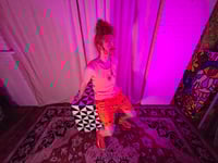 Image 4 of Orange Chill Alien Faces Basketball Shorts