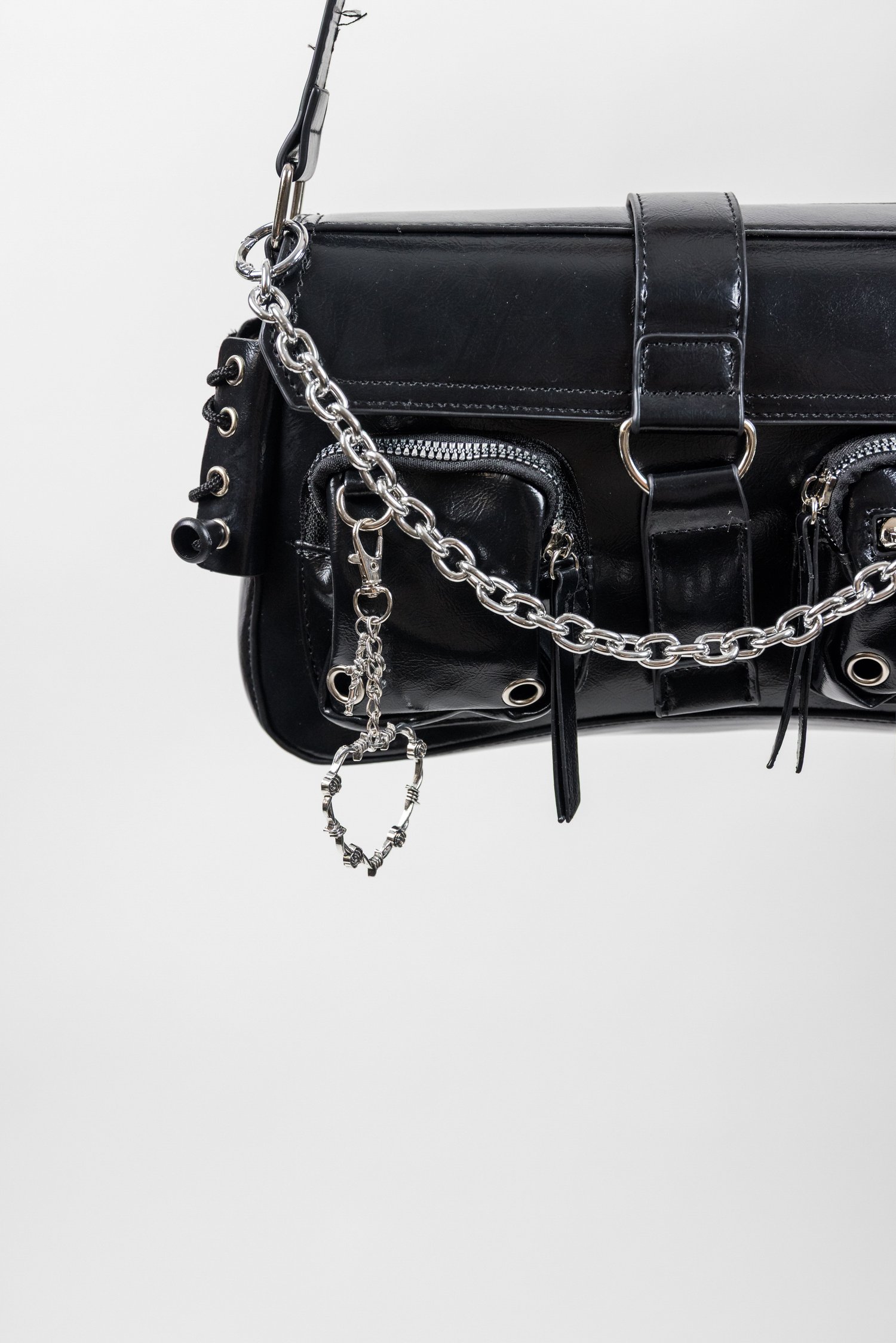 Image of Devious Chain Shoulder Handbag