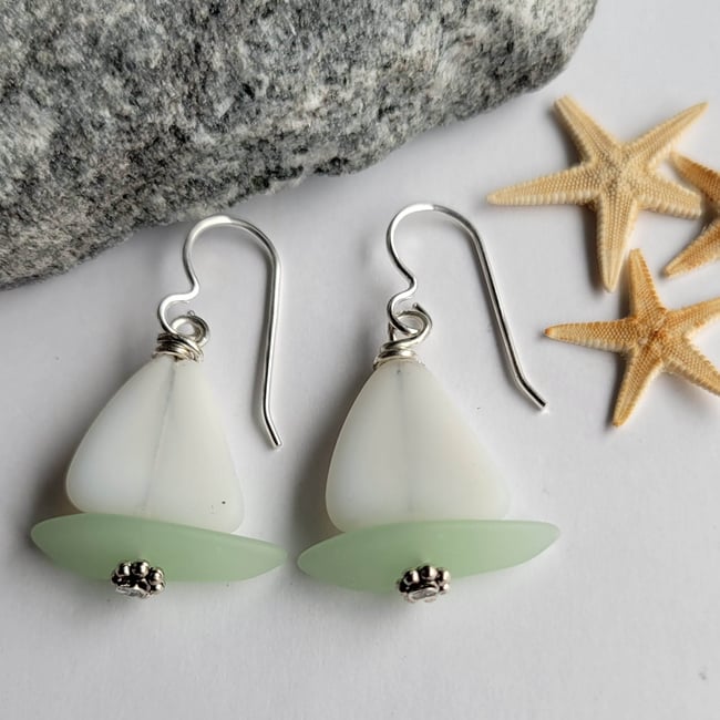Sailing In To Summer Earrings (White Sail + Green Sailboat)