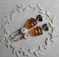 Image 3 of Mother of Pearl Daisy, Vintage Glass Honey Pot, Vintage Brass Honey Bee Charm Earrings (Very Limited