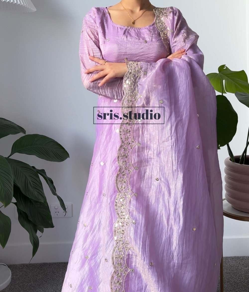 Image of Lilac three piece kurtha set