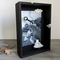 Image 2 of Box Object 'Smoke of Comets Dust' 木箱オブジェ「星くずの煙」