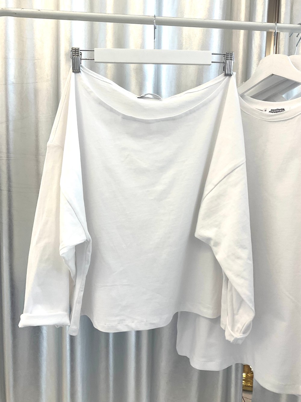 Long sleeve Tshirt loose fit boat neck Tshirt 