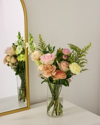 Image 4 of Small Bouquet | Mother's Day Preorder for Opo Coffee Pick-Up on 5/10