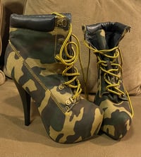 Camouflage Boots