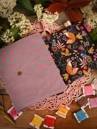 Image 3 of Pochette Broderie taille L CHINGU "Renard et Oiseau Violet"