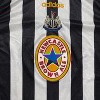 Image 3 of Newcastle Home Shirt 1997 - 1999 (M)