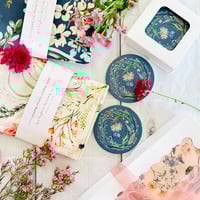 Image 5 of Mother’s Day gift pack #1 - Set of 2 tea towels/ set of 4 Dinner napkins / set of 4 coasters 