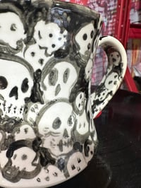 Image 2 of 100 Skulls